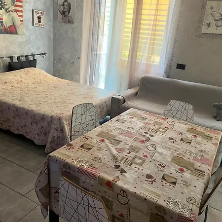 Marilyn House *